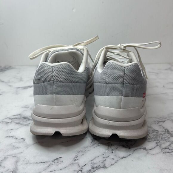 On Running Cloudrunner White Gray Sneakers 9 - Picture 4 of 8